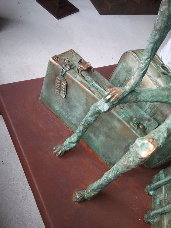 The Traveller - Thumbnail 3