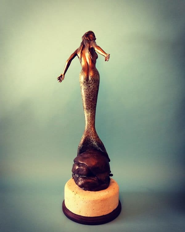 Mermaids - Vision in the Mist - Thumbnail 2