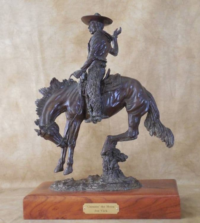 Chinnin the Moon - Hero Image