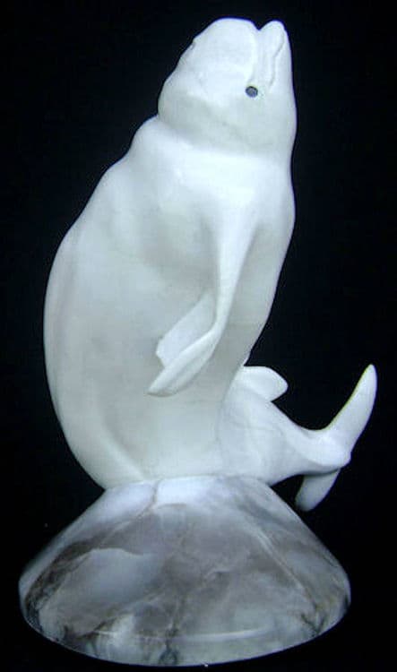 Free Ride (Baluga Whale and Calf) - Thumbnail 3