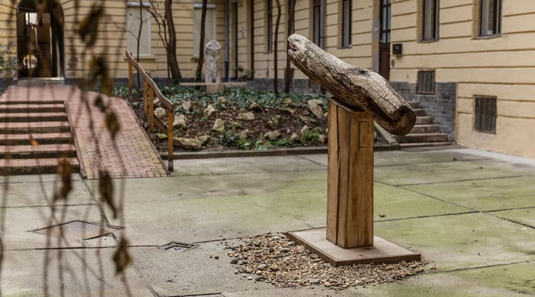 Sculpture- The Sculpture - Thumbnail 3