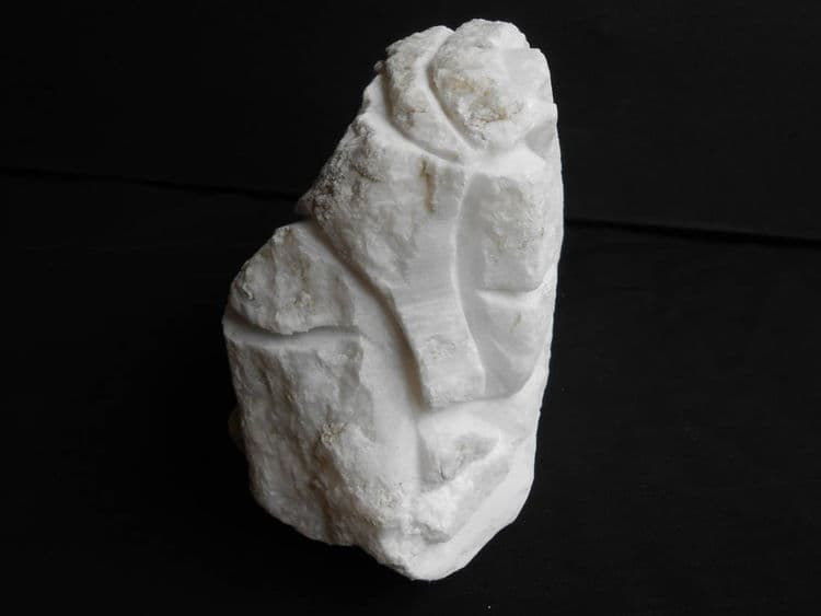 Young Girl - Thumbnail 3